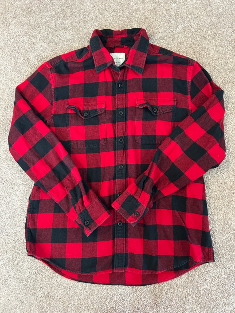 American Eagle Outfitters Red and Black Plaid Button-Down Flannel Shirt
